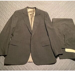 Men’s English Manor Sport Coat w Grey Pinstripe Wool Vintage with Trousers